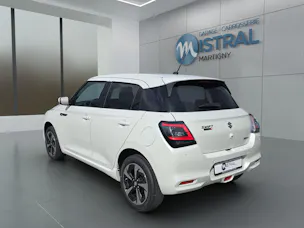 Suzuki Swift 1.2 Sakura Top Hybrid 4x4