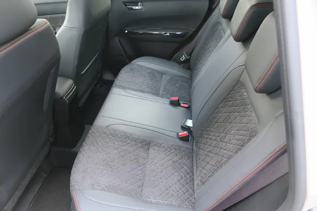 Suzuki Vitara 1.4 T Black Edition Top Hybrid 4x4