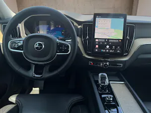 VOLVO XC60 2.0 T8 TE Plus Dark eAWD