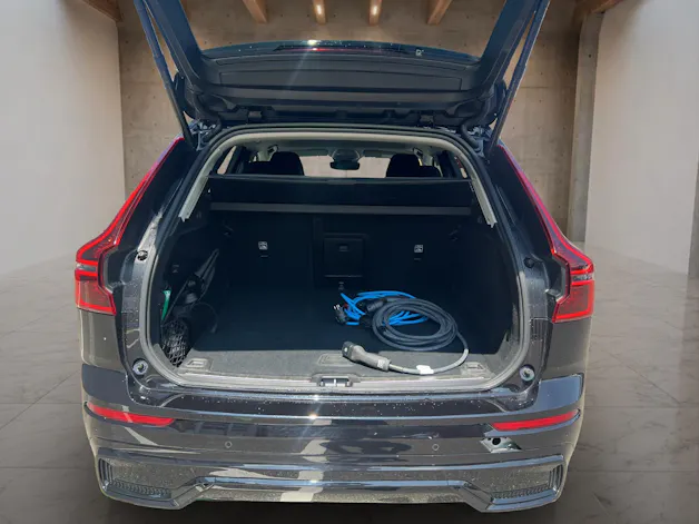 VOLVO XC60 2.0 T8 TE Plus Dark eAWD