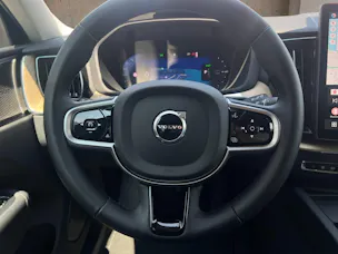 VOLVO XC60 2.0 T8 TE Plus Dark eAWD