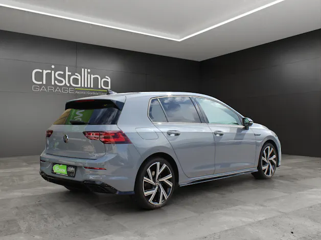 VW Golf VIII 1.5 eTSI R-Line DSG