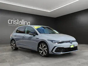 VW Golf VIII 1.5 eTSI R-Line DSG