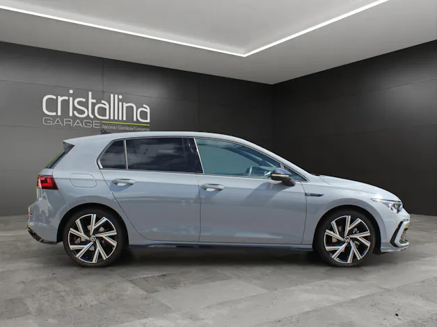 VW Golf VIII 1.5 eTSI R-Line DSG
