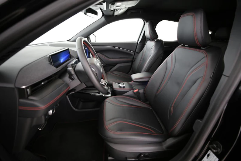 image du véhicule FORD MUSTANG MACH-E