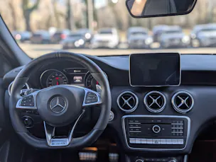 Mercedes-Benz A 45 AMG 4m