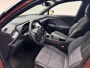 https://vehicle.imgix.net/4237133/5dabb862-9140-4c11-a9f1-12c3667eddfb.jpg