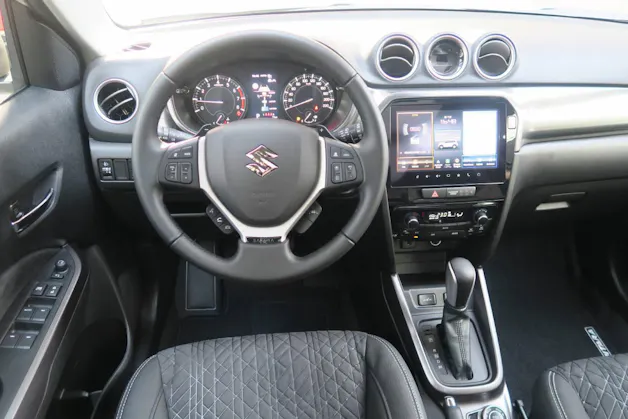 Suzuki Vitara 1.4 T Sakura Top Hybrid 4x4