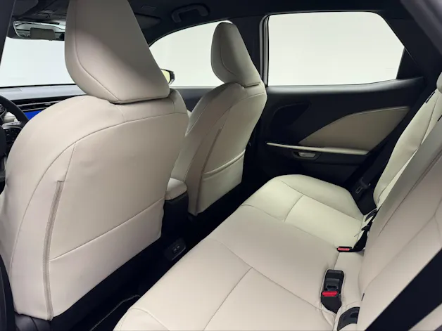 Lexus LBX 1.5 Hybrid Elegant AWD