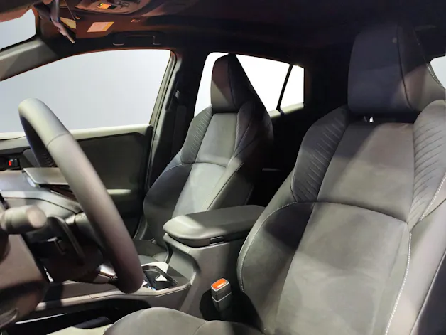 Toyota C-HR+ Premium AWD