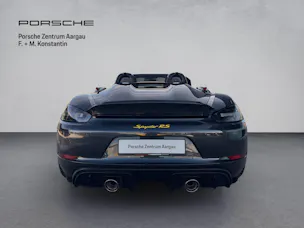 Porsche 718 Spyder RS