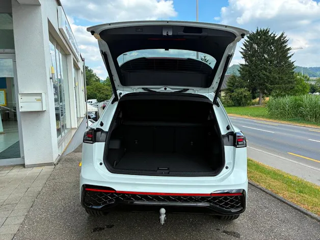 VW Tiguan 2.0 TSI DSG R-Line 4Motion