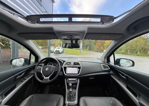 immagine del veicolo 10 immagine del veicolo 10