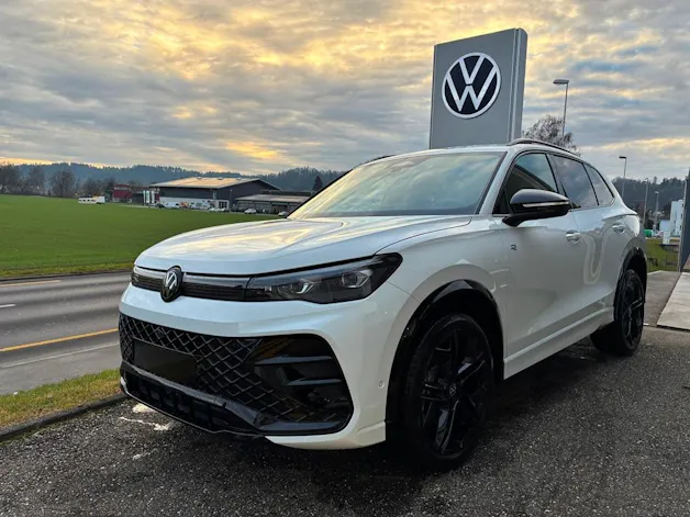 VW Tiguan 2.0 TSI DSG R-Line 4Motion