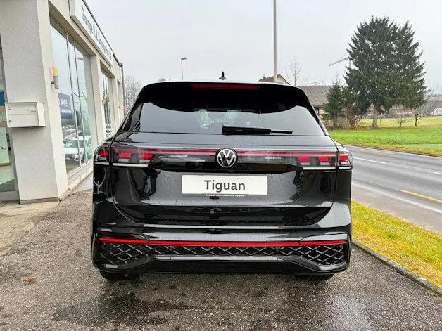 VW Tiguan 2.0 TSI DSG R-Line 4Motion