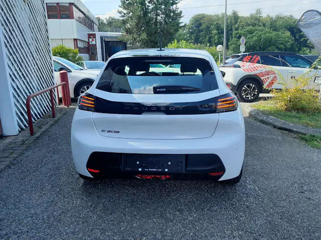 Peugeot 208 Elektrik 100 kW Style