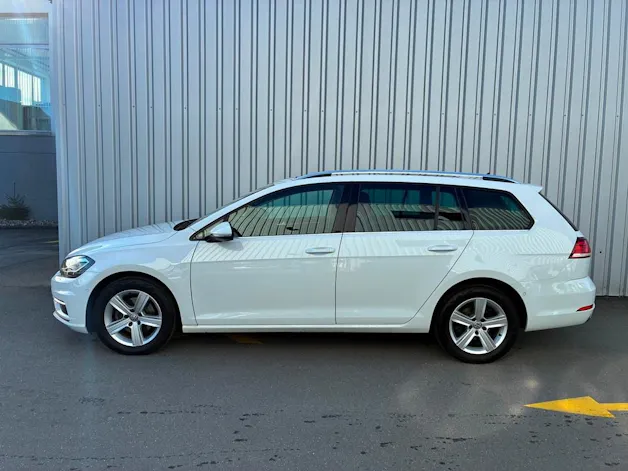 VW Golf Variant 2.0 TDI Highline 4Motion DSG