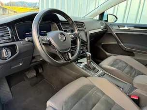 VW Golf Variant 2.0 TDI Highline 4Motion DSG
