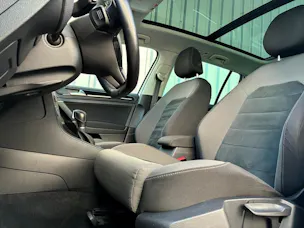 VW Golf Variant 2.0 TDI Highline 4Motion DSG