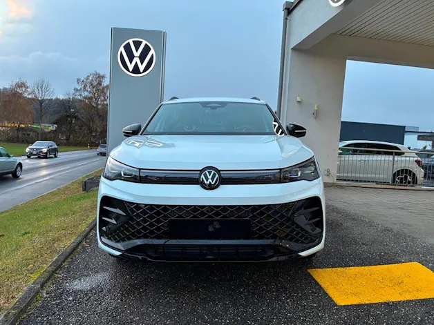 VW Tiguan 2.0 TSI DSG R-Line 4Motion