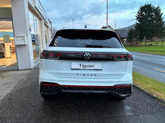 VW Tiguan 2.0 TSI DSG R-Line 4Motion