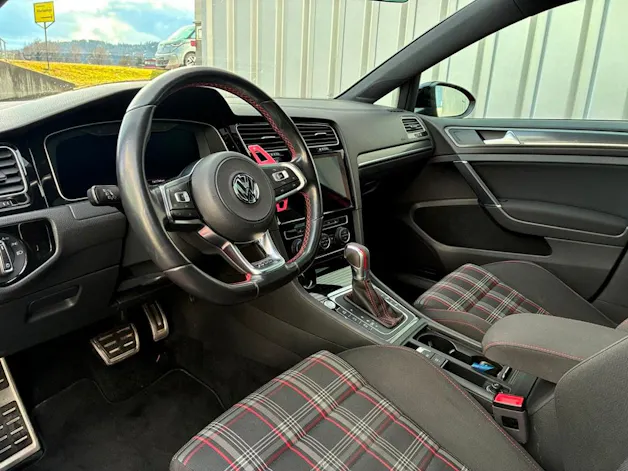 VW Golf 2.0 TSI GTI DSG
