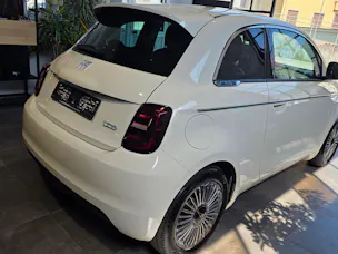 Fiat 500 electric 87 kW Icon