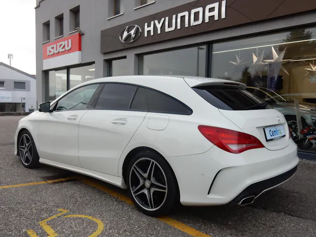 Mercedes-Benz CLA Shooting Brake 250 AMG Line 7G-DCT 4Matic