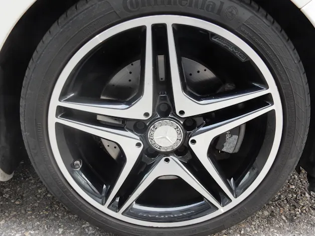 Mercedes-Benz CLA Shooting Brake 250 AMG Line 7G-DCT 4Matic