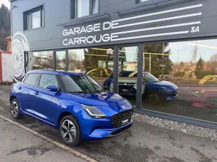 Suzuki Swift 1.2 Sakura Top Hybrid 4x4
