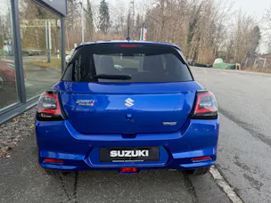 Suzuki Swift 1.2 Sakura Top Hybrid 4x4