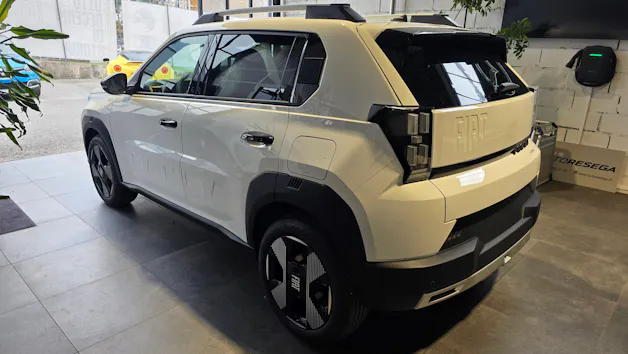 Fiat Grande Panda MHEV La Prima