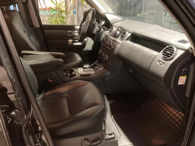 Land Rover Discovery 3.0 SDV6 HSE Luxury Automatic