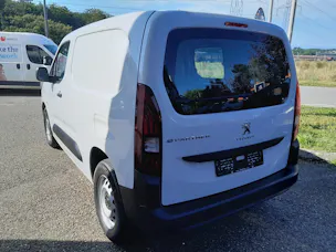 Peugeot e-Partner 50kWh Premium