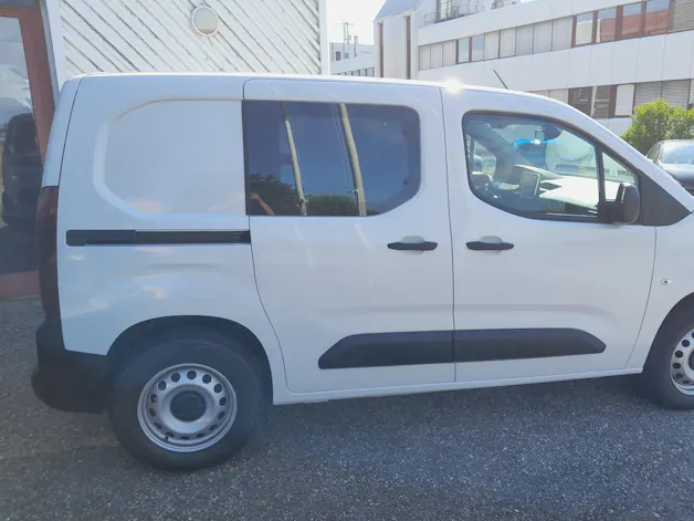 Peugeot e-Partner 50kWh Premium