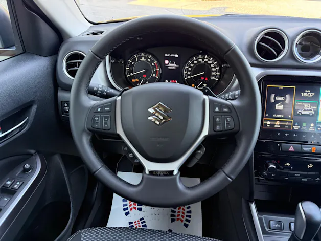 Suzuki Vitara 1.4 Boosterjet Sakura 4x4 Hybrid Automatic