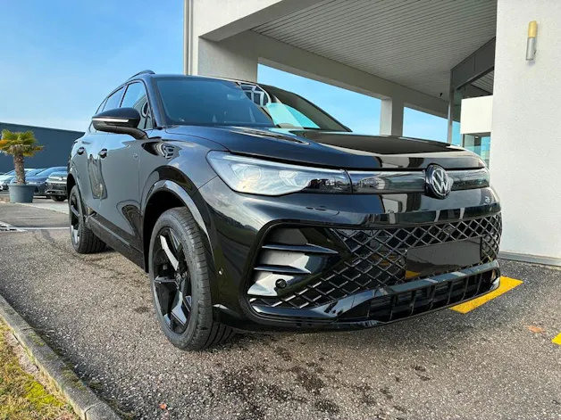 VW Tiguan 2.0 TSI DSG R-Line 4Motion