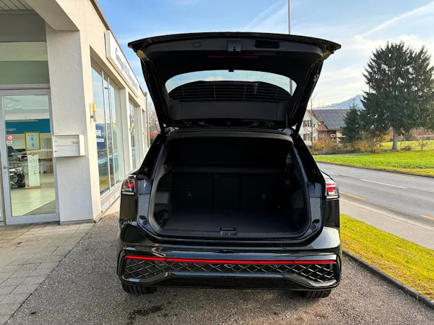 VW Tiguan 2.0 TSI DSG R-Line 4Motion