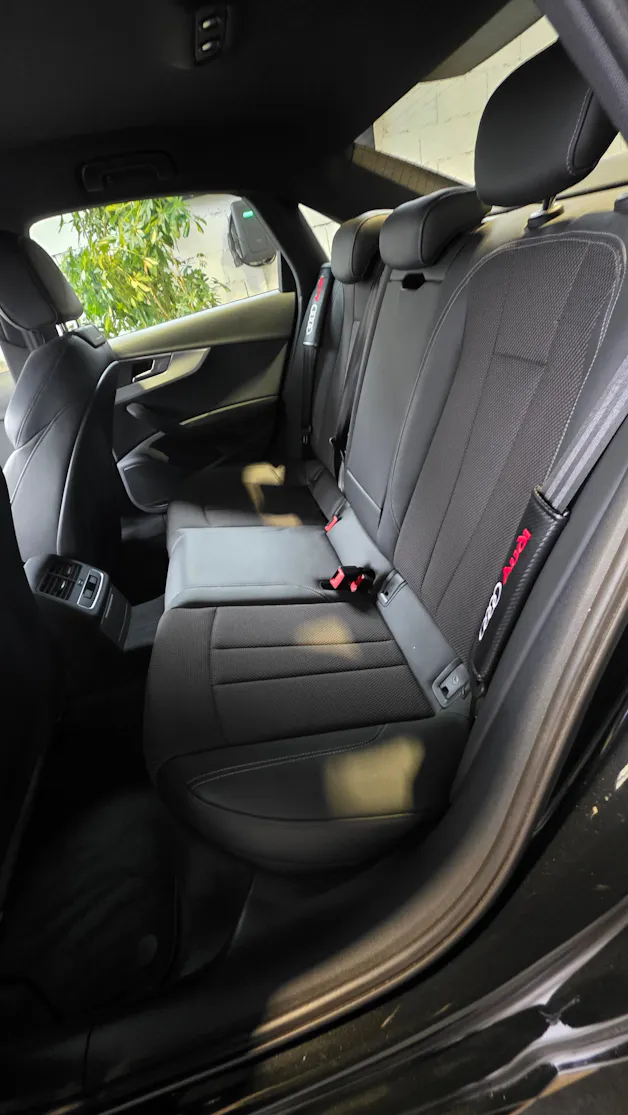 Audi A4 Limousine 2.0 TFSI S-tronic S Line