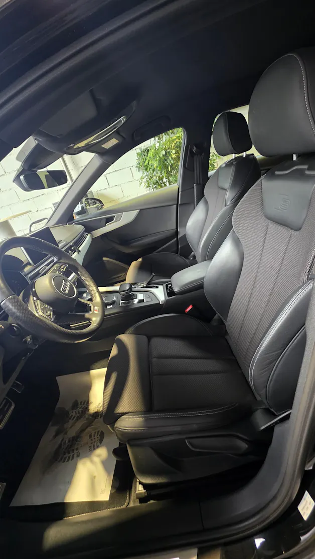 Audi A4 Limousine 2.0 TFSI S-tronic S Line