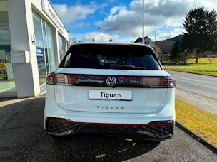 VW Tiguan 2.0 TSI DSG R-Line 4Motion
