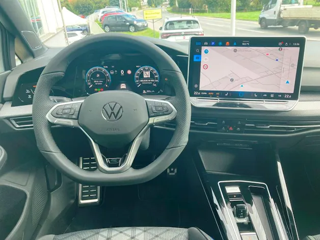 VW Golf 1.5 e TSI mHEV R-Line DSG