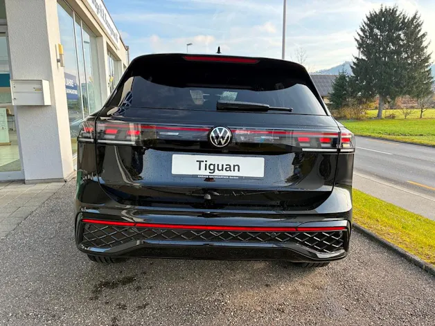VW Tiguan 2.0 TSI DSG R-Line 4Motion