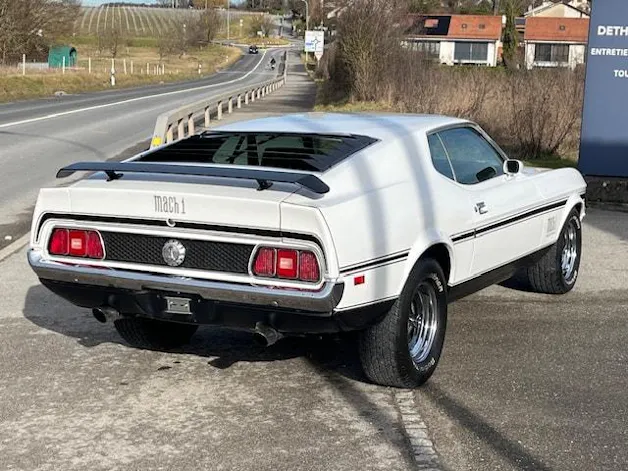 Ford Mach 1 429 Cobra jet