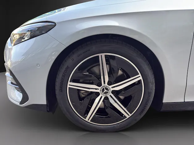 Mercedes-Benz CLA 200 8G-DCT