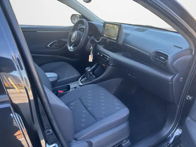 Toyota Yaris 1.5 VVT-i HSD Trend