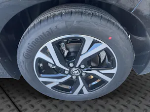 Toyota Yaris 1.5 VVT-i HSD Trend