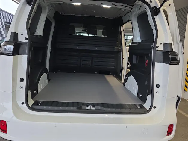 VW ID. Buzz Cargo Pro 4Motion