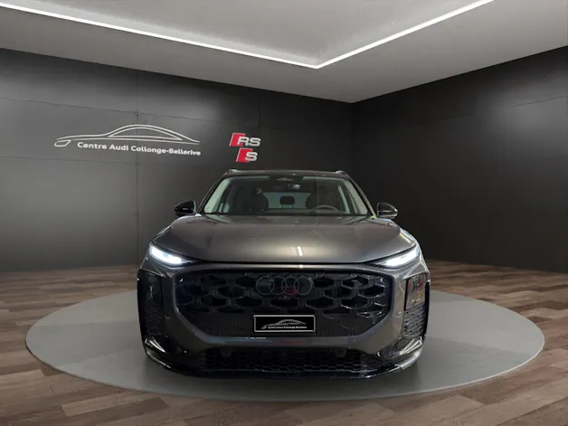 Audi Q3 SUV e-hybrid 200 kW S tronig