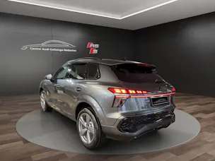 Audi Q3 SUV e-hybrid 200 kW S tronig